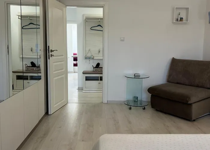 Tei-zi Apartments2 * Бургас